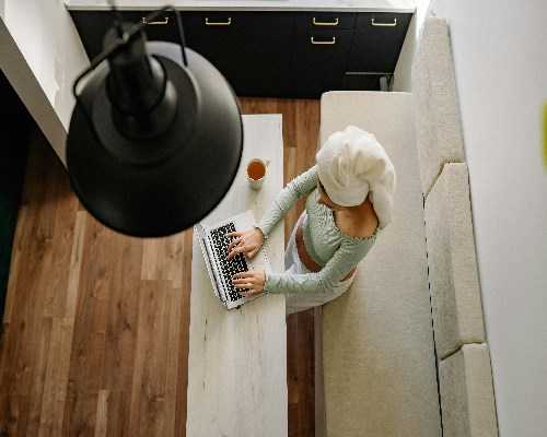 揭开神秘妊娠的面纱：孕期初期身体变化揭秘